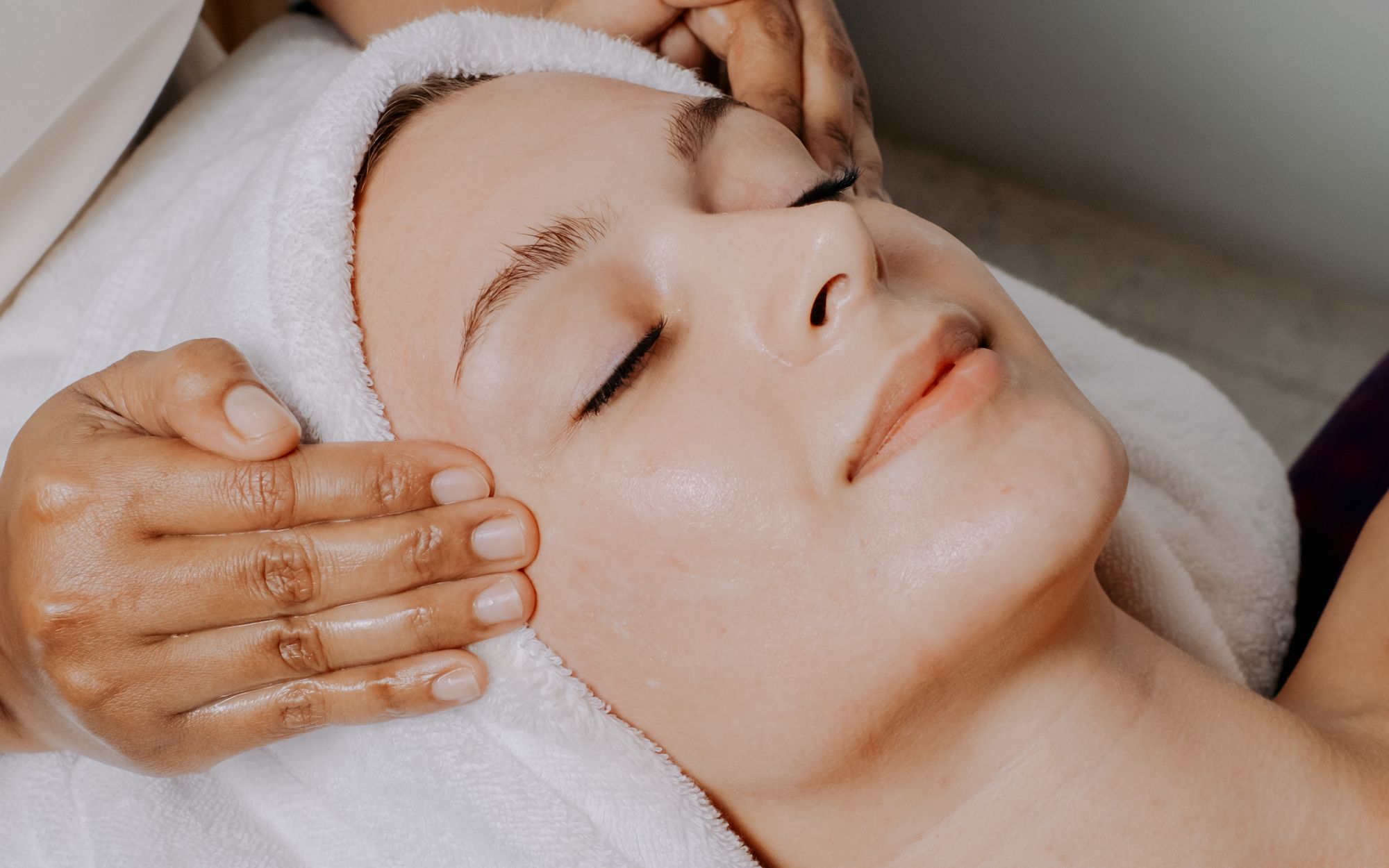 Refresing Facial - Prasana by Arjani Resorts