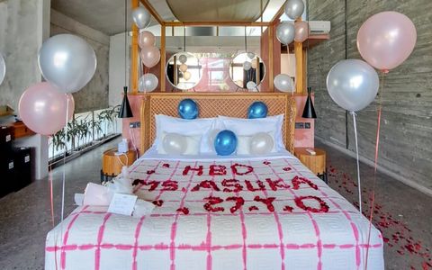 Shore Amora Romance Setup (Bed & Bath Tub Decoration)
