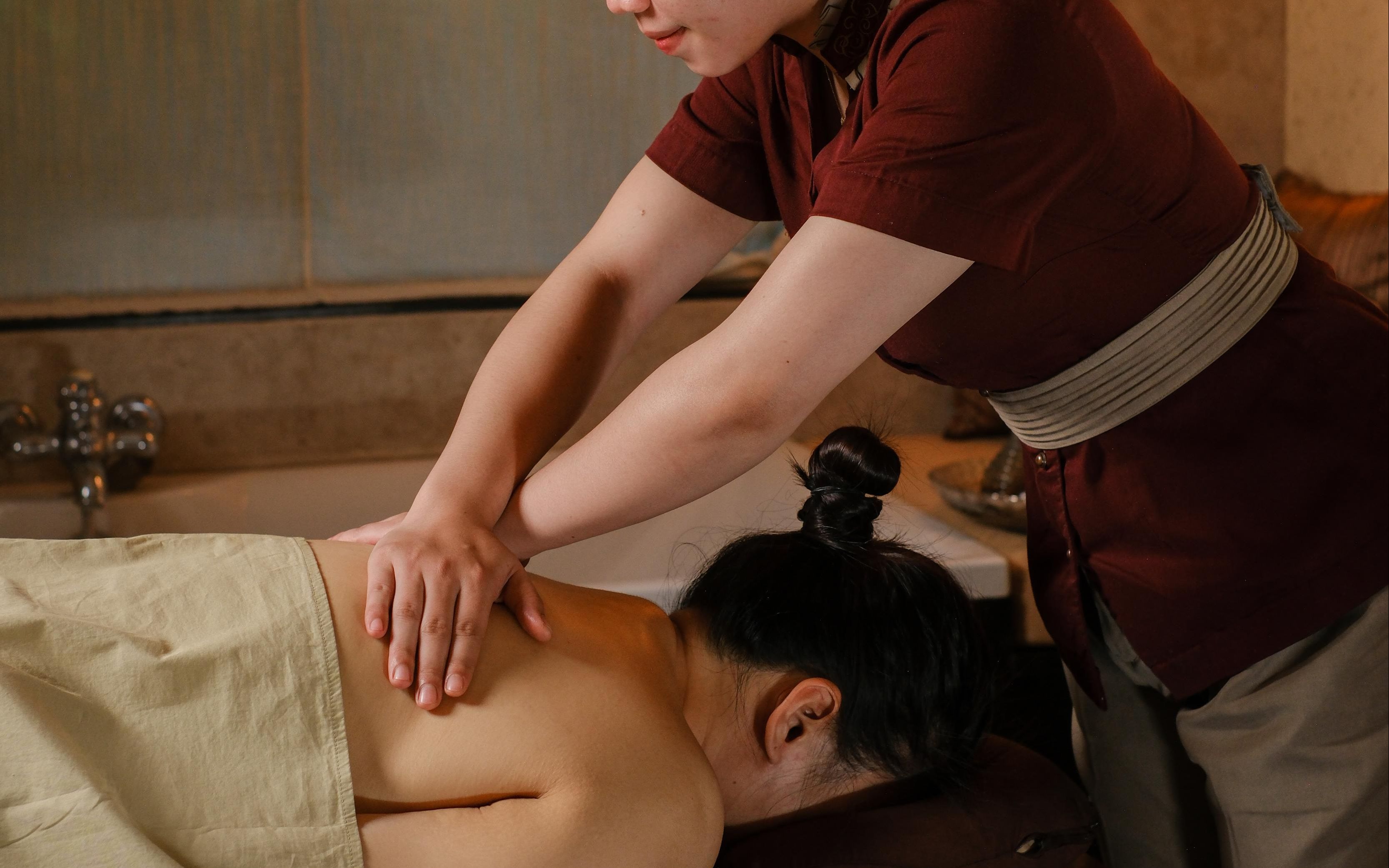 Advance Purchase - Balinese Massage (60 minutes) - Alaya Resort Ubud