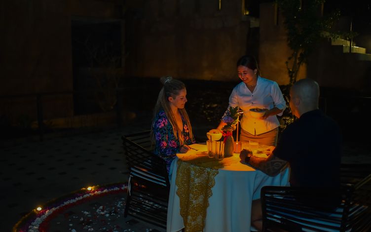 Twilight Romantic Dinner