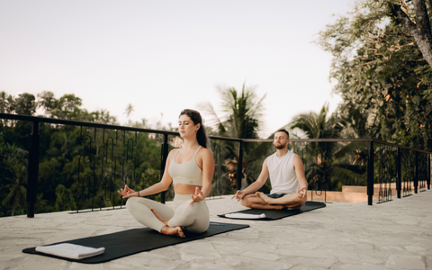 SUNRISE YOGA CLASS