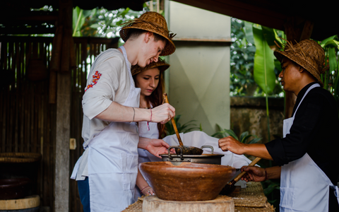 Making Virgin Coconut Oil