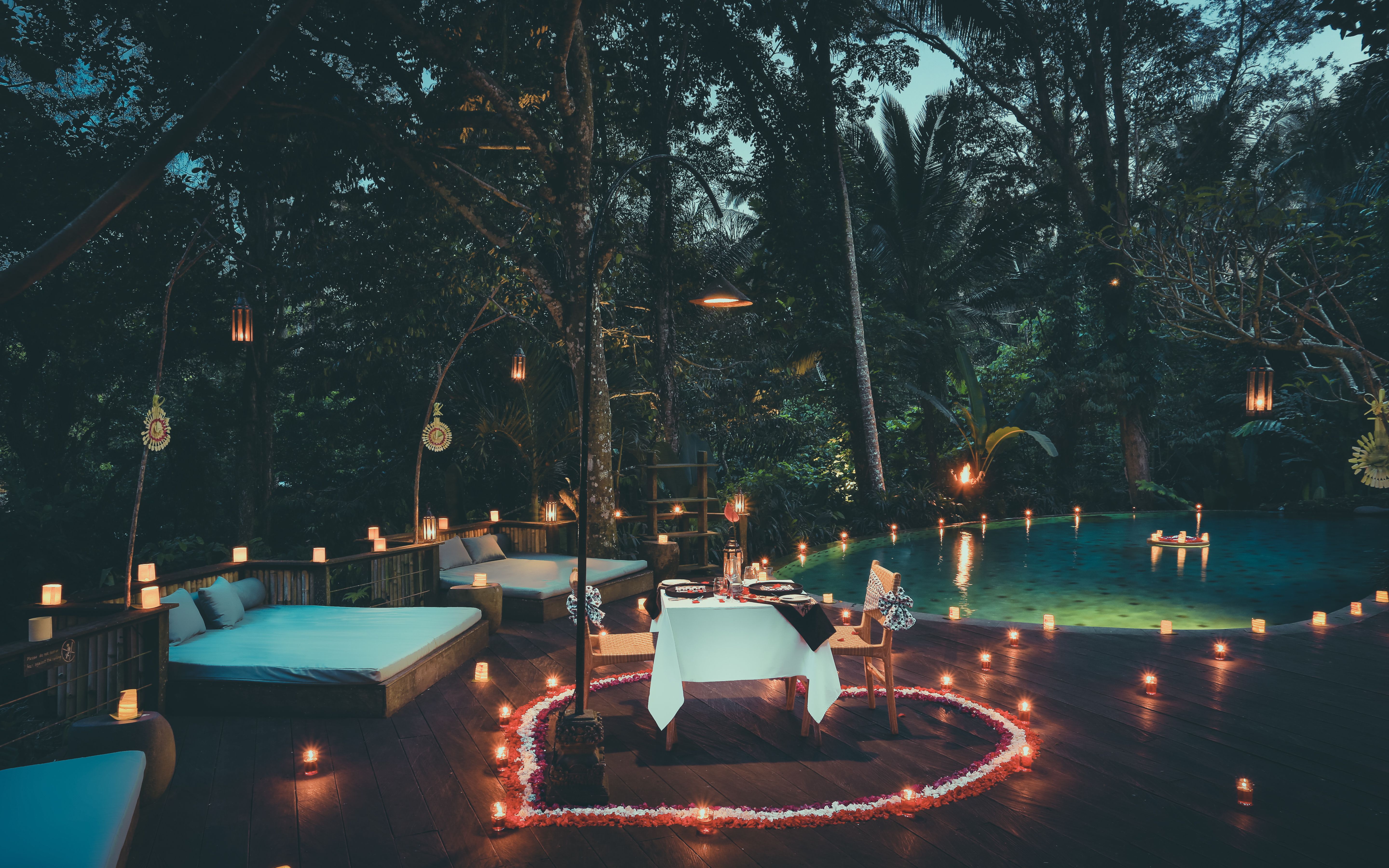 A JUNGLE ROMANTIC DINNER - Pramana Giri Kusuma