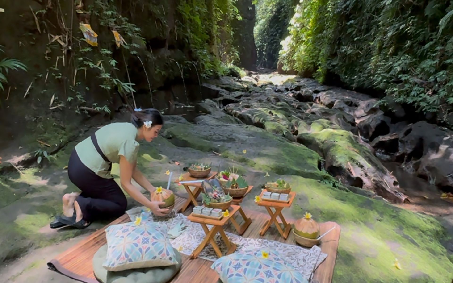 JUNGLE PICNIC LUNCH - Pramana Giri Kusuma