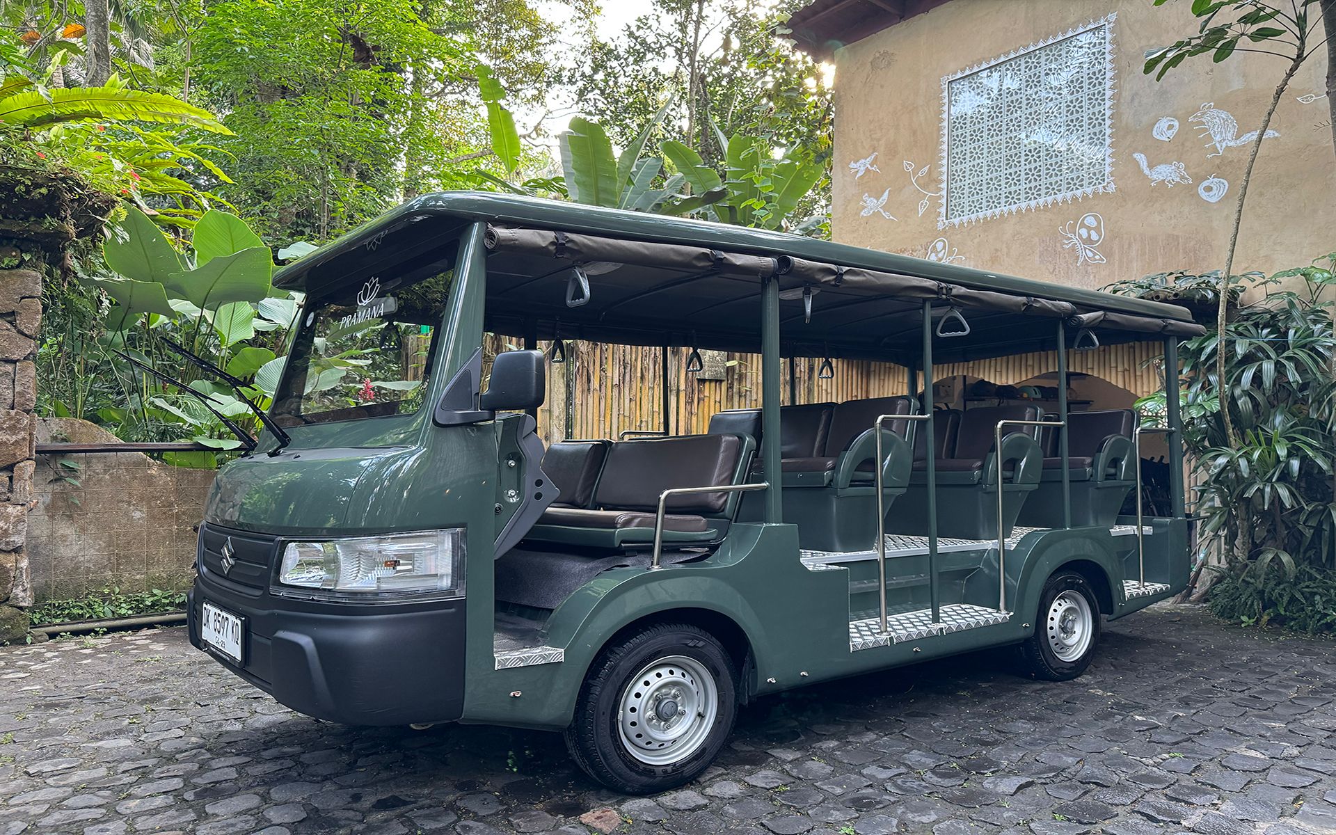 SHUTTLE SERVICES - Pramana Giri Kusuma