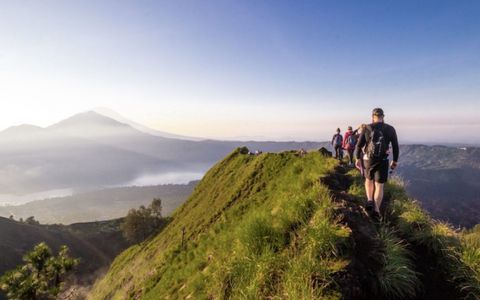 Alena Sunrise Trekking Package
