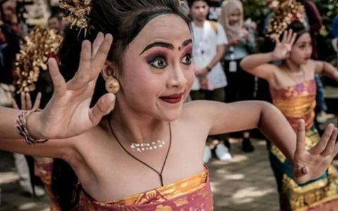 Lesson Balinese Dance Experience