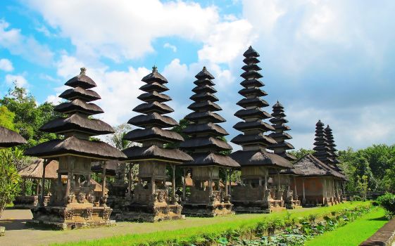 Private Tour - Discover Bali's Majestic Highlands to The Iconic Gate Bali Handara (8 hours)