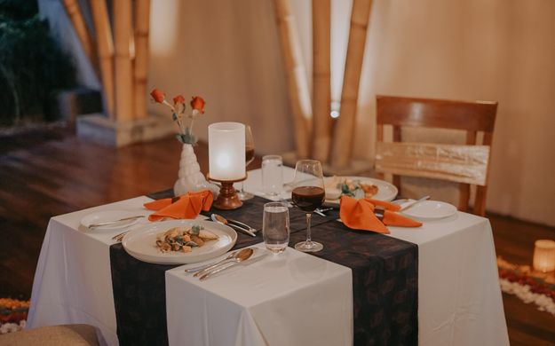 Madu Tresna Romantic Candle Light Dinner