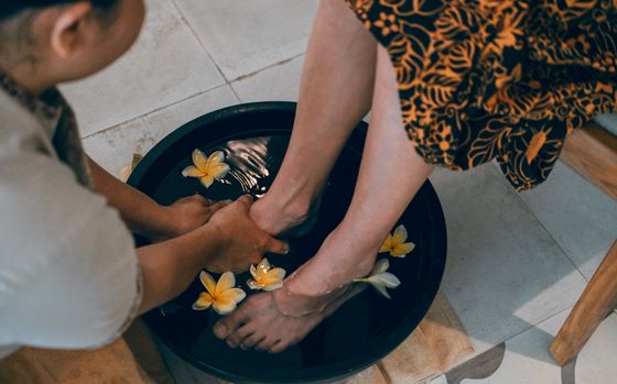 Get 15% Discount of 60 minutes Aromatherapy Massage for Online Booking only