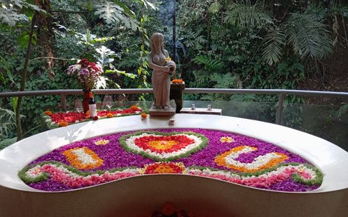 Save 15% + Complimentary bottle of red Wine  for Romantic escape pkg 150 mins for online booking