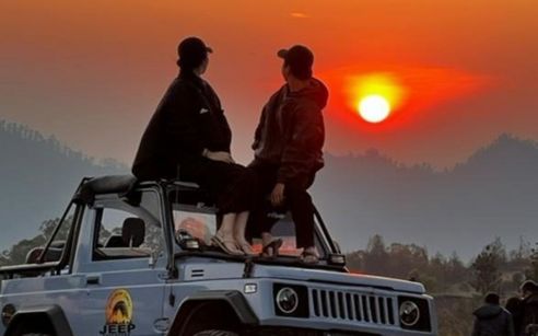 SUNRISE JEEP BATUR
