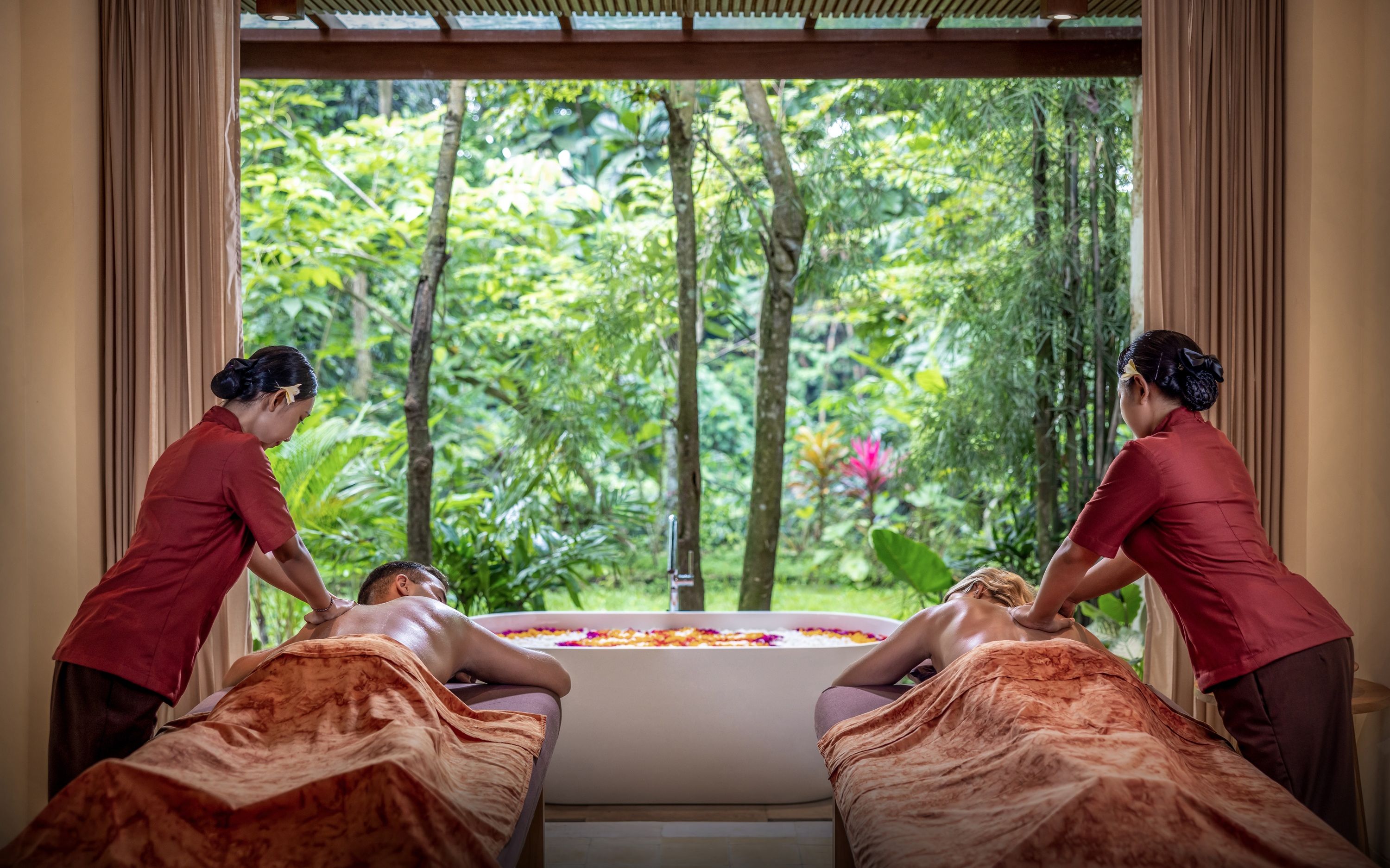 Island Bliss - Couple - Adiwana Suweta