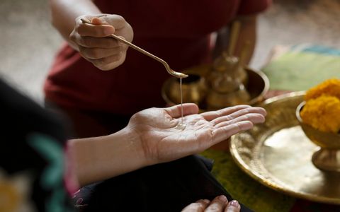 Agni Massage (Fire-Water) - 90-minutes