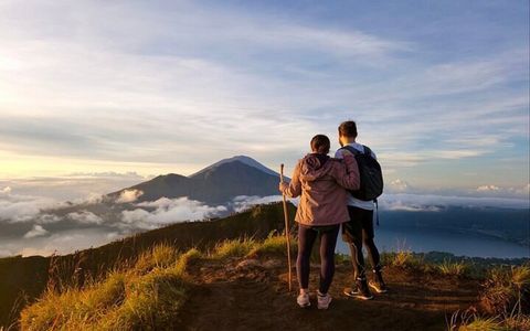 MOUNT BATUR SUNRISE TREKKING