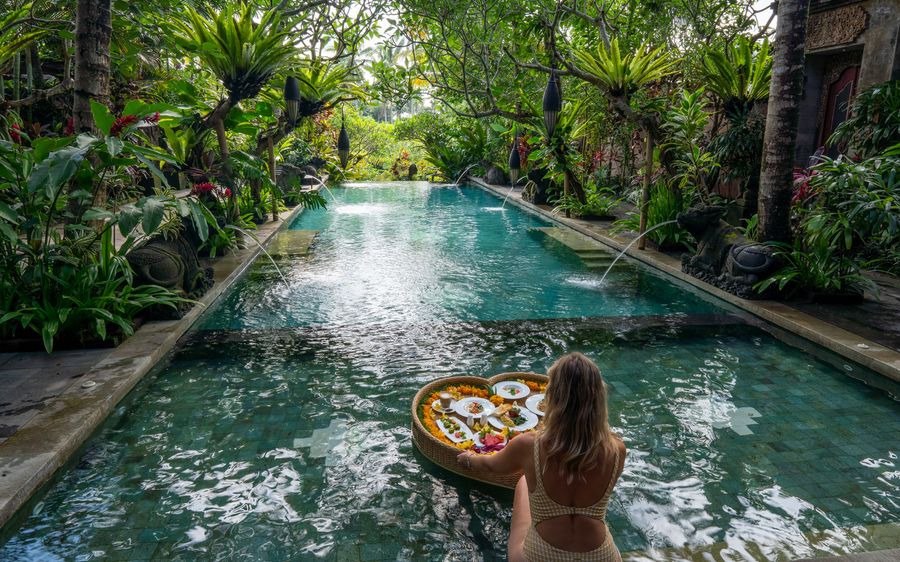 Floating Breakfast
