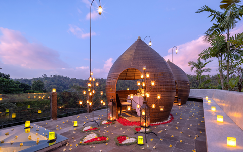 Romantic Dinner at Sky Lounge