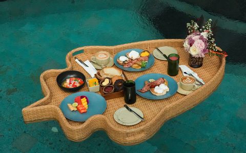 Floating Breakfast