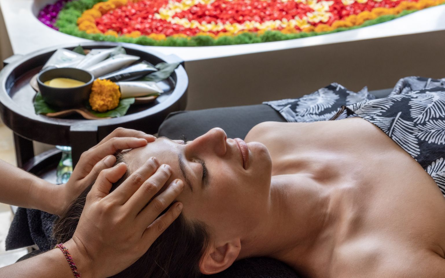 10% OFF - Romantic Indulgent