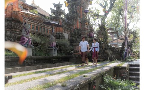 Balinese Costume Photo Session