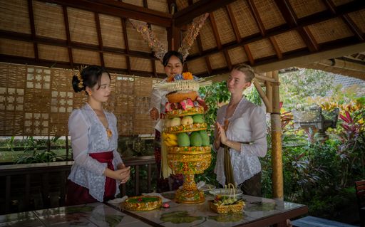 Gebogan Offering Class