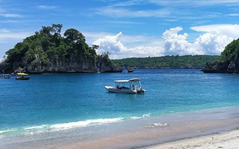 Nusa Penida Coastal Odyssey by Boat