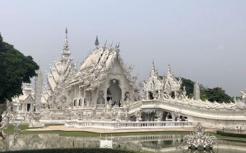 Hotel Car rental-Chiang Rai Highlight