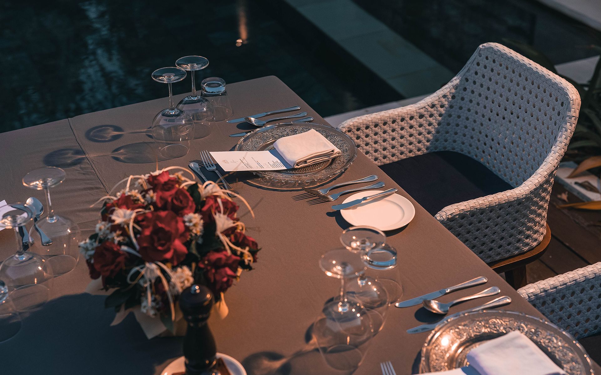 Candle Light Dinner - The Royal Santrian