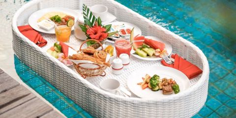 Floating Breakfast