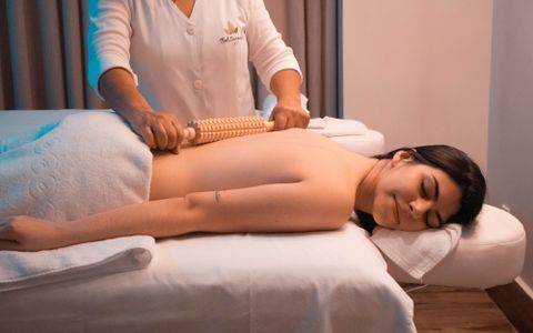 60 Minutes Deep Tissue Massage